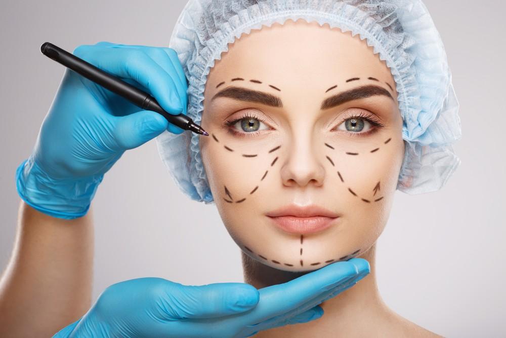 8 Common Types Of Plastic Surgeries 