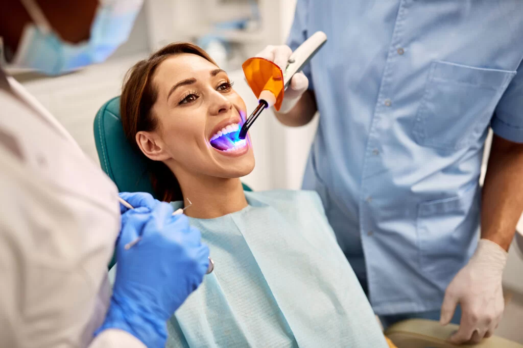 Top Benefits Of Choosing A Family Dentist For Your Household