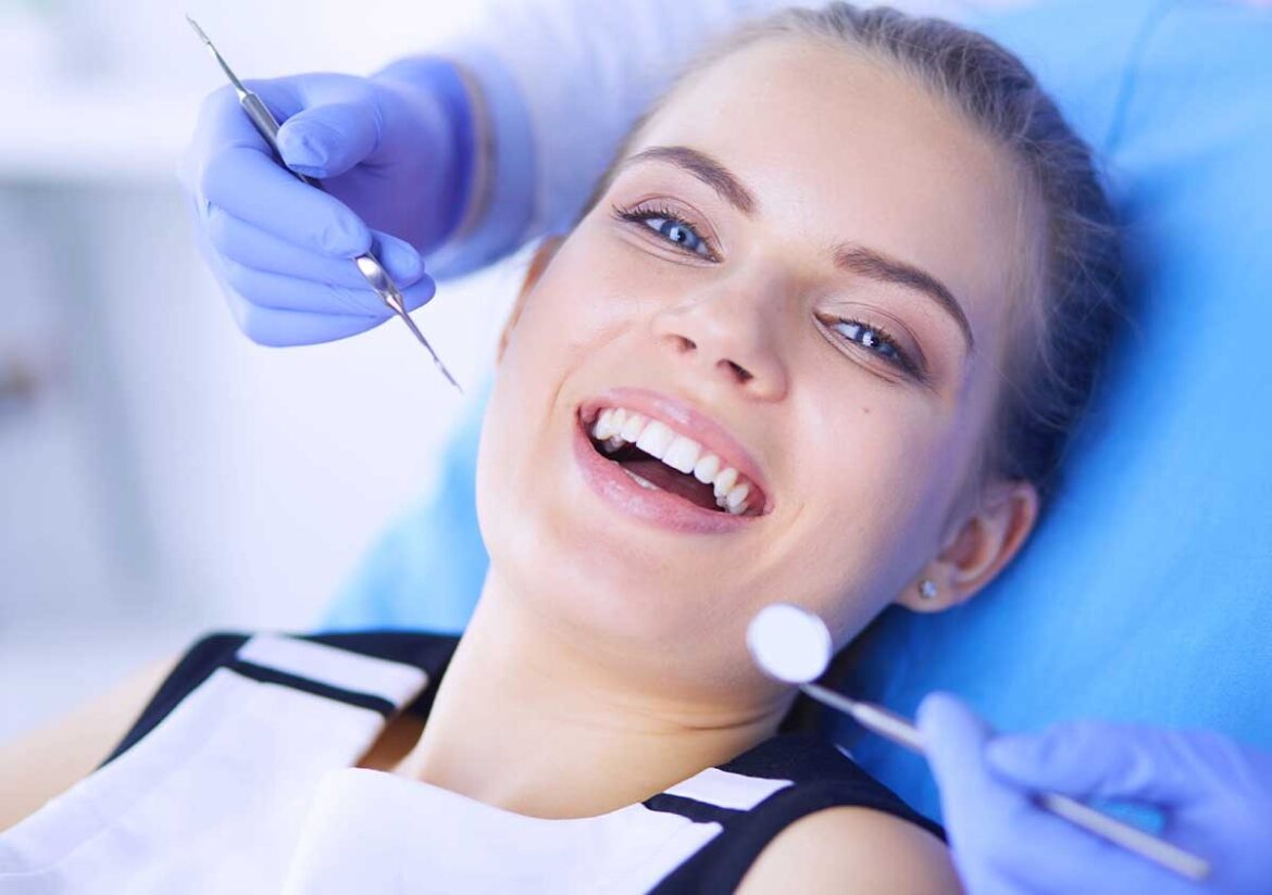 How to Choose the Right Cosmetic Dentist for Your Dream Smile